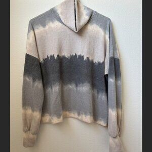 Mimi K - Women's Cozy Turtleneck - sz M